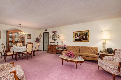 9712 W Cottonwood Dr, Sun City, AZ 85373 - photo 4