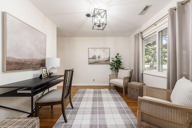 022_010cb2841c_M 2715 Lone018