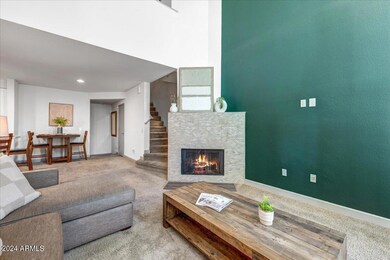 04-Living Room III