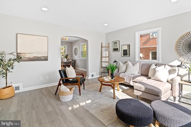 1540 Wadsworth Way, Baltimore, MD 21239 - photo 4