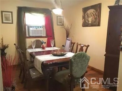 822 Coolidge Ave, Woodbridge, NJ 07095 - photo 5