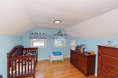 8 Weise Rd, Schenectady, NY 12302 - photo 6