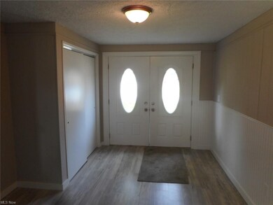 29538 Meadow St, Wickliffe, OH 44092 - photo 6