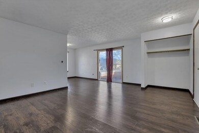 625 Country Club Dr unit F7, Newark, OH 43055 - photo 6