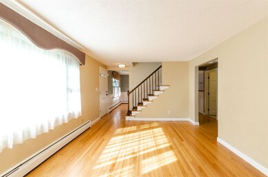 6 Wakefield Dr, Nashua, NH 03062 - photo 3