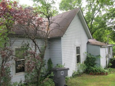 411 Oak St, Manchester, TN 37355 - photo 2