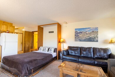 Silver Creek Unit 425 Living Room D