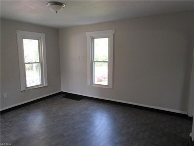 Dining area 11x13