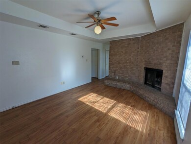 212 Lanham Ct, Fort Worth, TX 76108 - photo 3