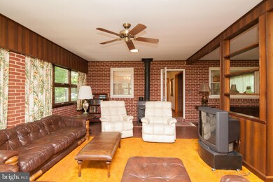 5753 Oakland Rd, Sykesville, MD 21784 - photo 6