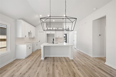 3210 Emeral Hills Dr, Angleton, TX 77515 - photo 2