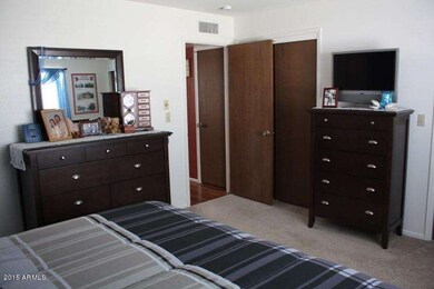 8-bed