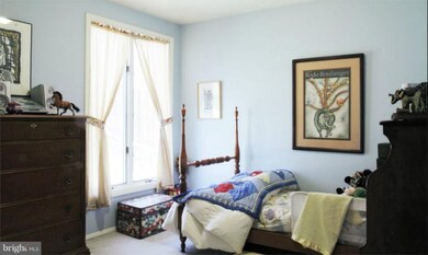 12731 Torrington St, Woodbridge, VA 22192 - photo 6