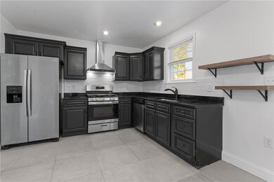 11 Parade Rd, Warwick, RI 02886 - photo 2