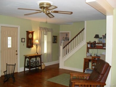 unlisted-address, Coopersburg, PA 18036 - photo 5