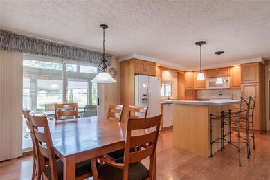 9 Scott Ave, Hooksett, NH 03106 - photo 3