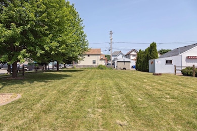 725 Watson Ave, Saint Paul, MN 55102 - photo 3