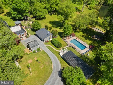 574 Viewtown Rd, Amissville, VA 20106 - photo 2