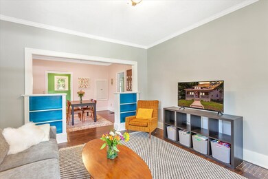 11-855-Ardmore-St-SE-WindowStill-Real-Es