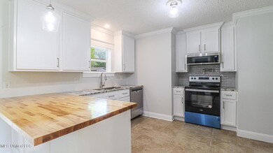 10413 Charpentier-74011