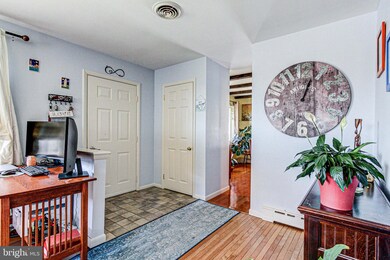 3903 Kline Ave, Reading, PA 19606 - photo 6