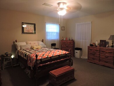 206 Magnolia Dr, Adel, GA 31620 - photo 3