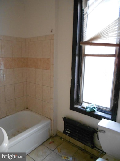 2248 Dickinson St, Philadelphia, PA 19146 - photo 6