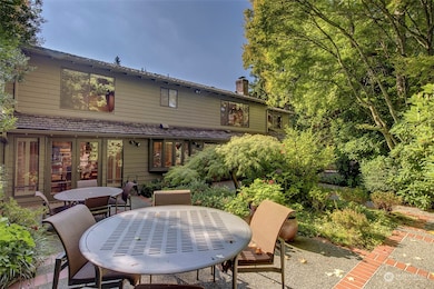 8424 SE 35th St, Mercer Island, WA 98040 - photo 4