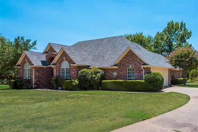 1323 Deer Creek Dr, Denison, TX 75020 - photo 3