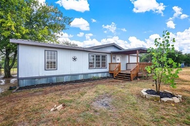 5808 Blackburn Dr, Joshua, TX 76058 - photo 2