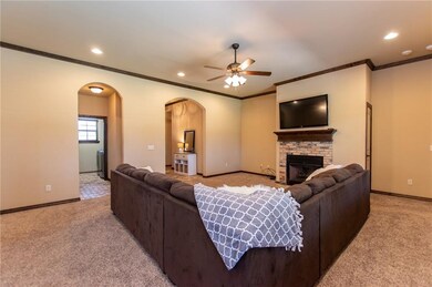 2209 SE 5th St, Moore, OK 73160 - photo 4