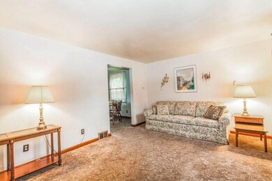 The 18x11 Living Room is very spacious and all fur