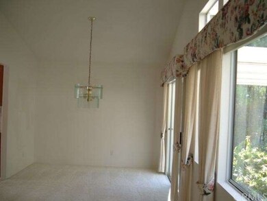Formal Dining