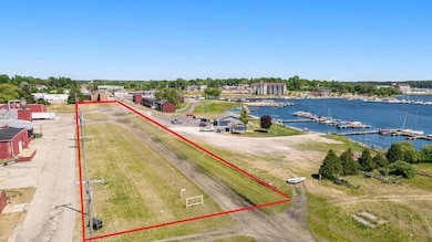 509 Lake St, Ludington, MI 49431 - photo 6