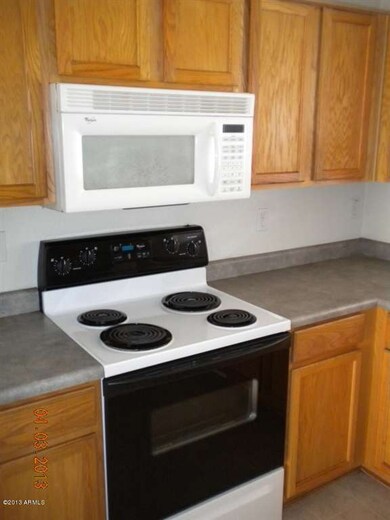 Kitchen (2)