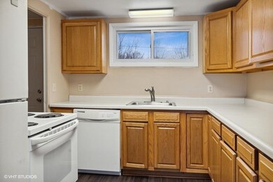 4561 E Oak Knoll Rd, Rolling Prairie, IN 46371 - photo 4