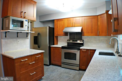 14352 Beaker Ct, Burtonsville, MD 20866 - photo 6