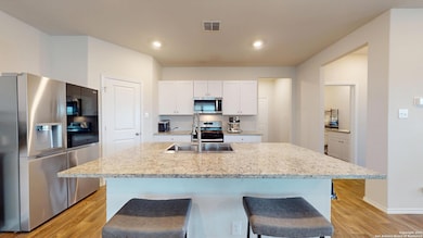 4021 Lilac Path, Saint Hedwig, TX 78152 - photo 5