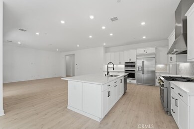 356 N Meyer Lane ~ Ready Now!