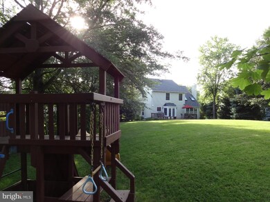 13161 Ruby Lace Ct, Herndon, VA 20171 - photo 4