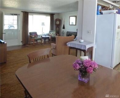 1673 SW Gails Ave, Chehalis, WA 98532 - photo 3