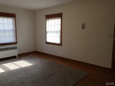 727 E Tioga St unit 1st floor, Allentown, PA 18103 - photo 5