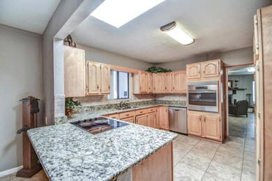 KITCHEN 4