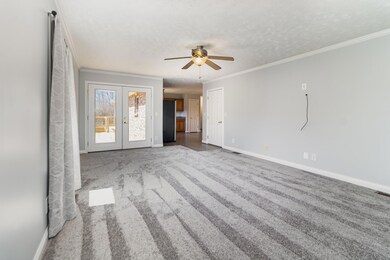513_links_view31-edit upper family room