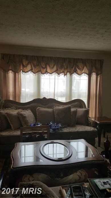 2806 Majesty Ln, Edgewood, MD 21040 - photo 3