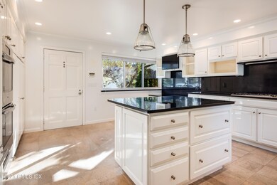 19 E Lyon Farm Dr, Greenwich, CT 06831 - photo 7