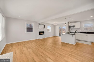 6018 Belwood St, District Heights, MD 20747 - photo 3