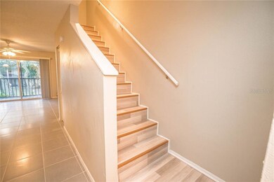 7609 Abbey Ln unit 10, Tampa, FL 33617 - photo 6