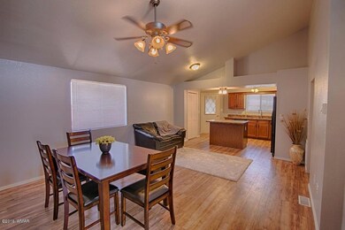 1802 W Palomino Dr, Taylor, AZ 85939 - photo 6