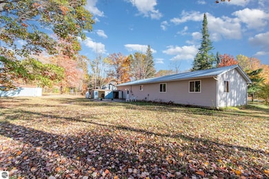 6536 Shellenbarger Rd, Hale, MI 48739 - photo 2